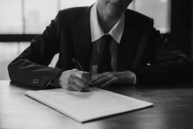 When Staying Becomes the Riskiest Move: The Truth About Accepting a Counteroffer